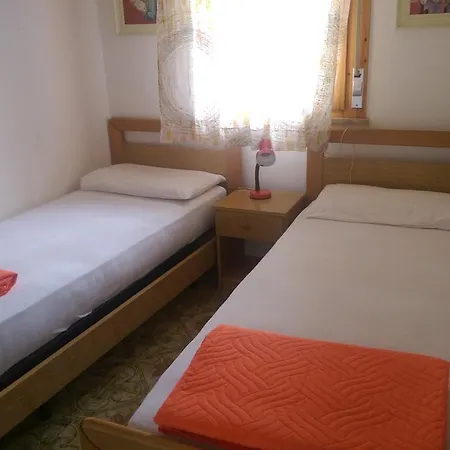 Whitestar Trilo * Bibione